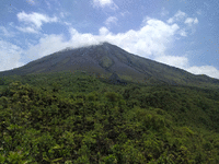 Le volcan Arenal dans toute sa splendeur.