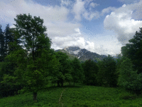 Le mont Trélod (toujours dans les nuages).